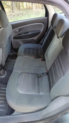 Fiat Linea 2013 1.8 Absolute 130cv