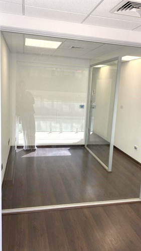 Oficina En Arriendo 2p/1r/1b/1e. Distrito Estoril/las Condes