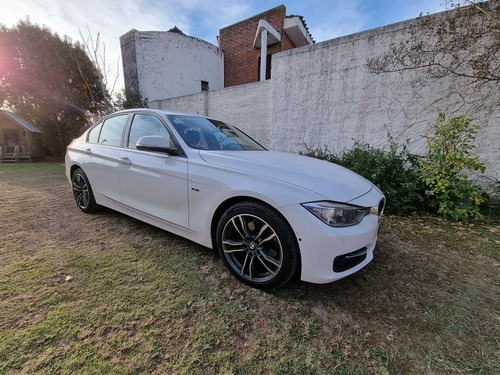 Imagen 2 de 10 de Bmw Serie 3 2.0 328i Sedán Sport 245cv 2013