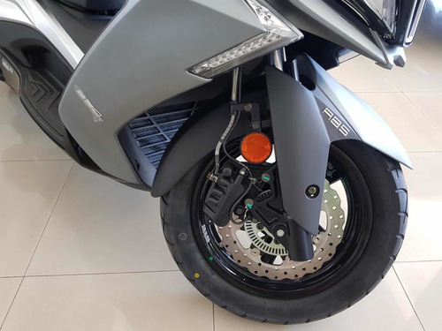 Imagen 9 de 11 de Kymco Downtown