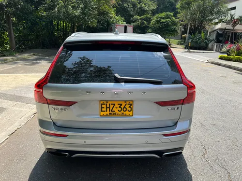 Volvo XC60 2.0 T5 Awd R-design