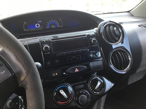 Toyota Etios 1.5 Xs