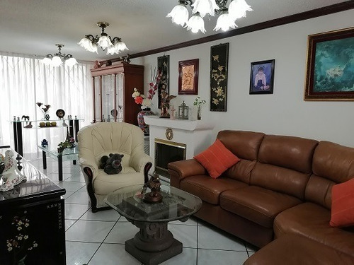 Imagen 2 de 19 de Casa En Venta En Lomas Verdes 1ª. Seccion Naucalpan
