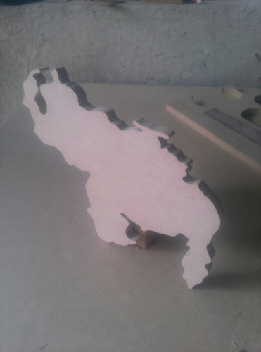 Imagen 4 de 6 de Mapa De Venezuela En Mdf De 9mm, Sus Medidas Son 19x14