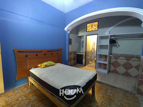 Casa En Guadalajara Centro, Guadalajara Con 5 Recámaras, 350 M², Id: 138533