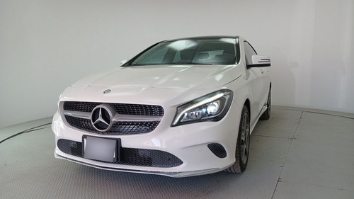 Mercedes-Benz Clase CLA 1.6 200 Sport At