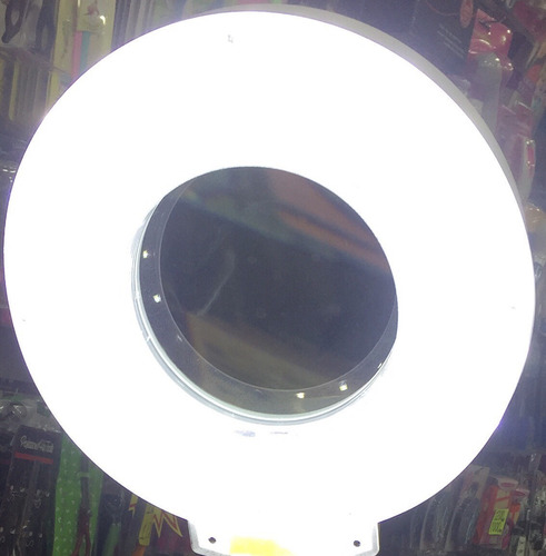 Lampara Lupa Luz Led Con Pedestal Para Uñas Pelo Piel Ruedas