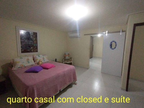 Casa Com 4 Quartos (1 Suíte)