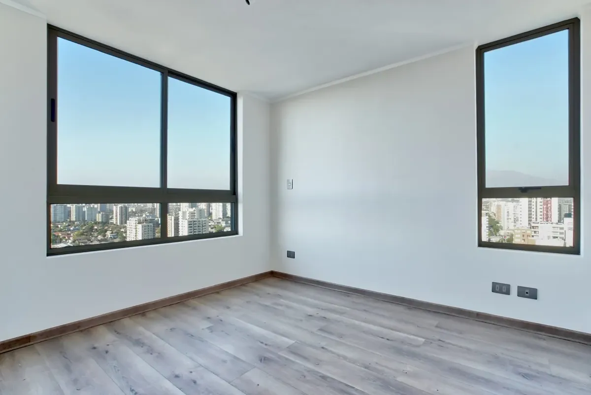 Imagen 3 de 23 de Edificio Cuarta Avenida (1 Est. 1 Bod.) Vista Norte Piso 18