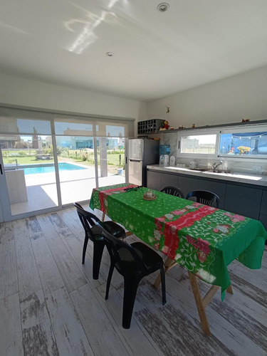 Casa En Alquiler O Venta. A Estrenar. Barrio Horizontes Al Sur. Canning.