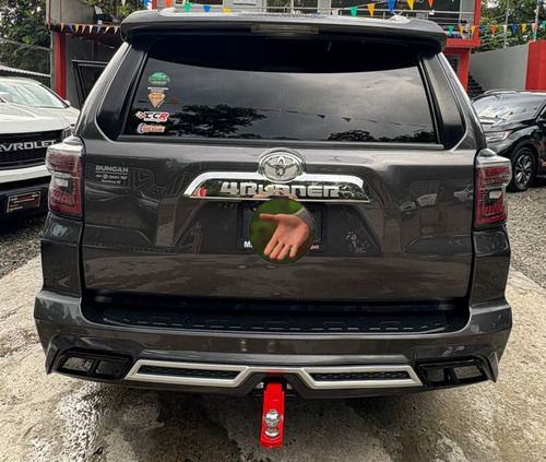 Toyota Runner Limited Tres Filas De Asientos 4x4
