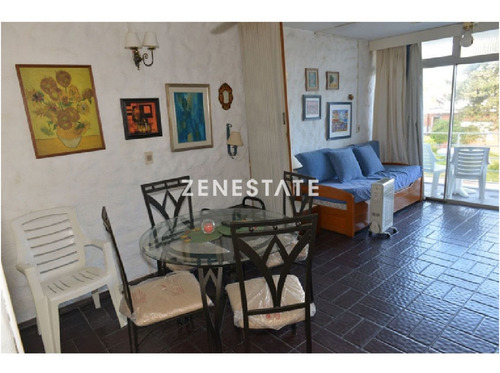 Apartamento En Mansa, 1 Dormitorios