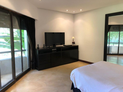 Espectacular Casa En Alquiler. Zona Exclusiva Mtz