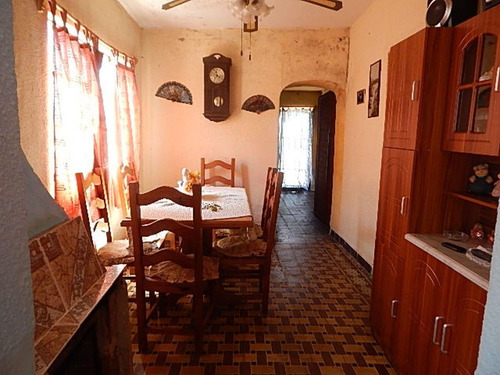 Imagen 6 de 15 de Casa De 3 Dormitorios Padrón Único, Solar De 500 M2 Próximo A Cnel Raíz Y Br Batlle Y Ordoñez