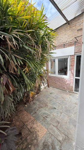 Cervi Deposito 130m2, 2 Plantas, Entrada De Auto - Nuñez