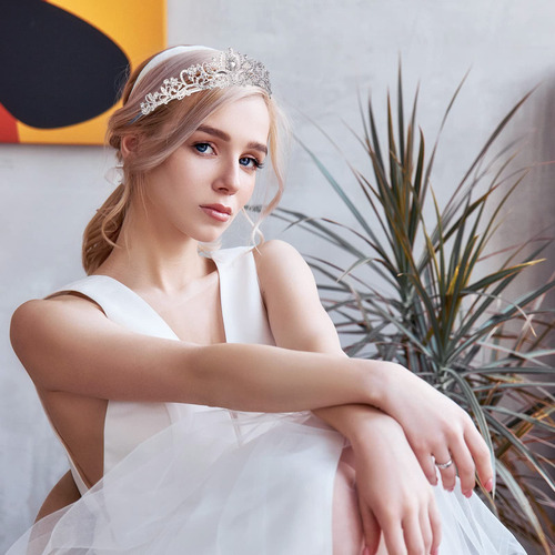Diadema De Niñas Wavyknot 4 Coronas De Tiara De Cristal Para