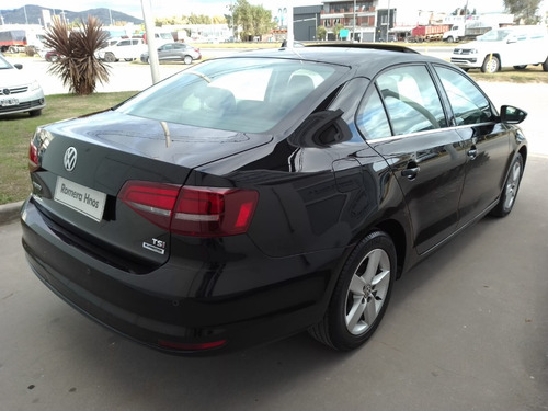 Volkswagen Vento Comfortline 1.4 Tsi Dsg