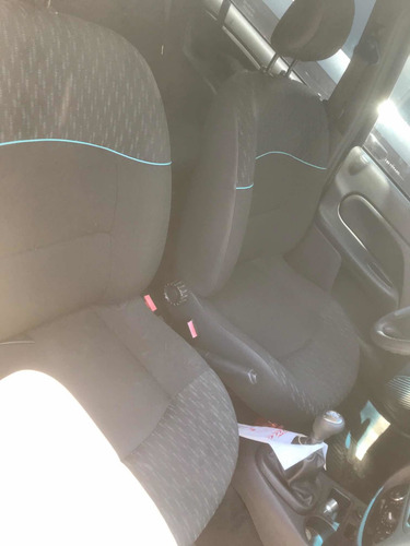 Renault Clio 1.2 Mio Confort Abs Abcp 2015