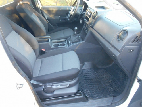 Imagem 4 de 15 de Amarok Cs 2.0 Tdi 4x4 Diesel