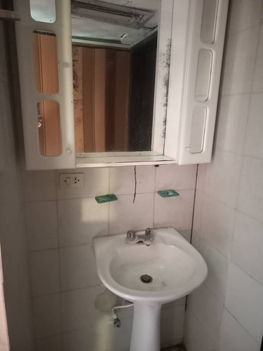Imagen 10 de 16 de Fernando Guerrero Vende Apartamento En Tucacas Residencia Guaruja