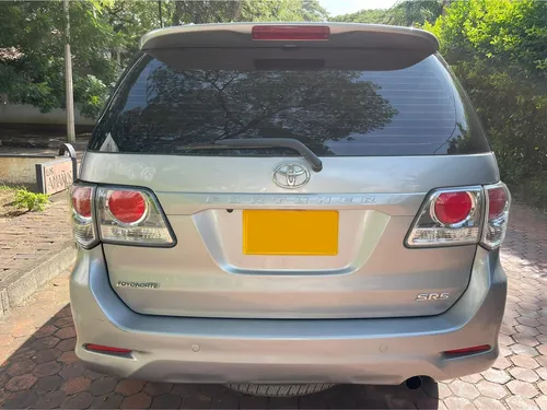 Toyota Fortuner 2.7l 4x2