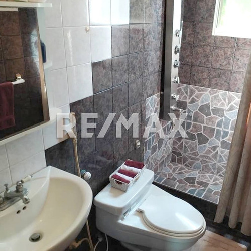 Imagen 15 de 20 de Casa En Venta Con Vista A La Montaña Y Aire Fresco, En Exclusiva Zona De San José De Los Altos, Edo. Miranda - Hirbic Almeida - Remax
