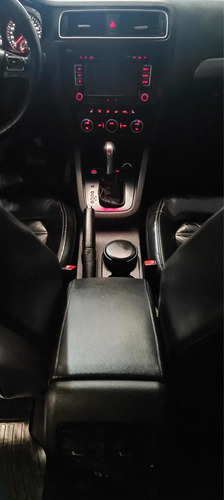Imagen 7 de 12 de Volkswagen Vento 2012 2.0 Sportline Tsi 200cv Dsg