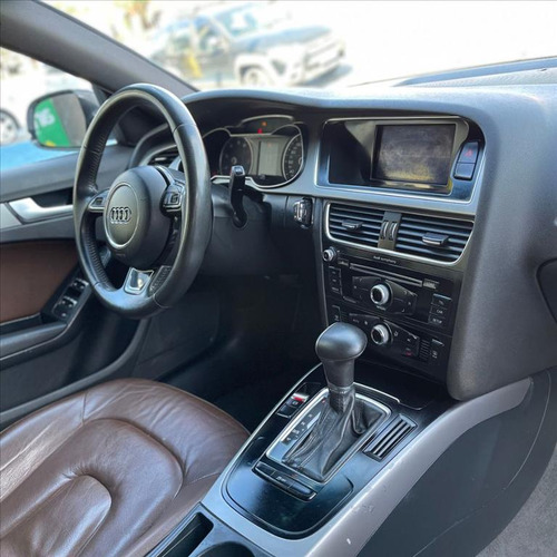 Audi A4 1.8 TFSI ATTRACTION GASOLINA 4P MULTITRONIC
