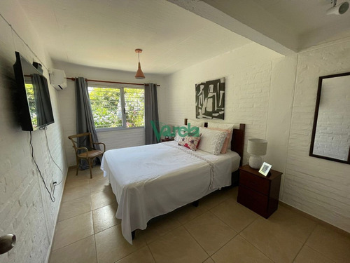 Imagen 12 de 24 de Casa De 2 Dormitorios En Atlantida - Atlantida Atlántida