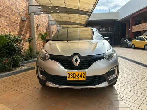 Renault Captur 2.0 Intens Automática