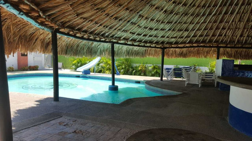 Imagen 5 de 20 de Townhouse Para Remodelar Agua Marina Country El Paraiso 2
