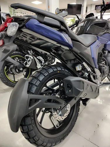 V-strom 160