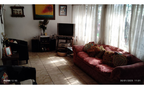 Se Vende Casa Con Excelente Ubicación Y Conectividad En Pedr