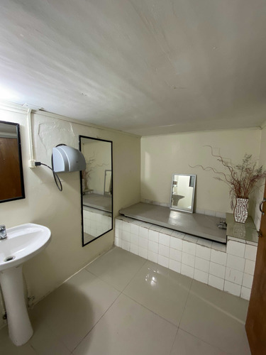 Arriendo Comercial En Calle Lautaro, Coronel (63064)