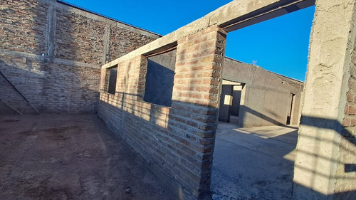 Venta Casa En Obra Gruesa-las Compuertas