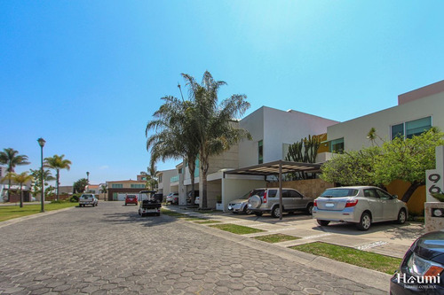 Imagen 1 de 24 de Casa En Venta En Vista Real Sur