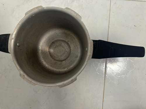 Olla De Presion Ecko Modelo 66109 Usada Plateado