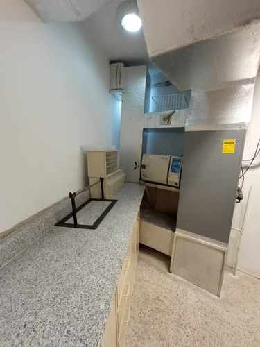 Imagen 2 de 10 de Consultorio Médico En Alquiler Calicanto Maracay Fm*