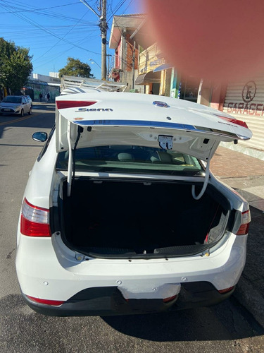 Fiat Grand Siena 2014 1.4 Attractive Flex 4p