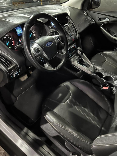 Imagen 12 de 14 de Ford Focus 5p 2.0l N At Se Plus
