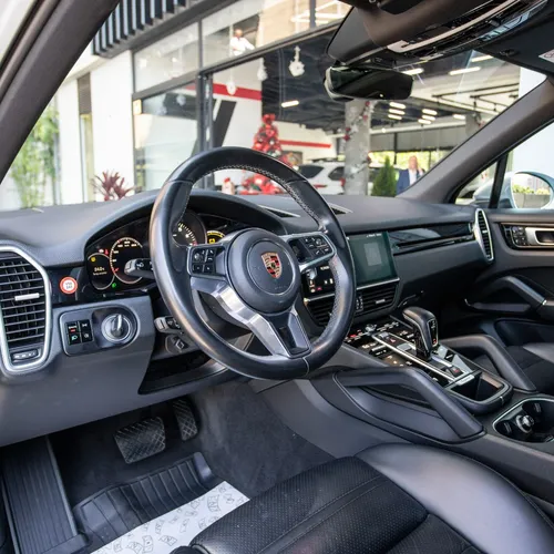 Porsche Cayenne 3.0