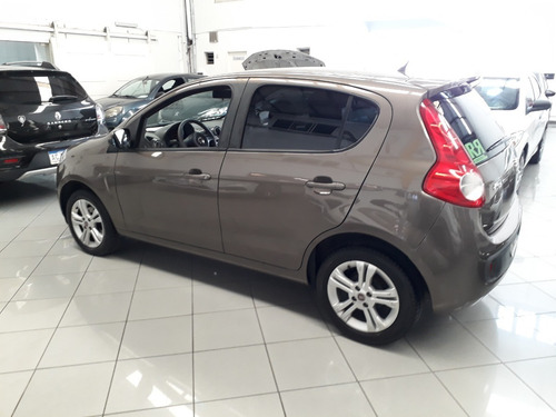 Fiat Palio Essence 5 Ptas 2013, Consecionario Oficial