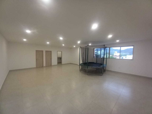 Imagen 22 de 27 de Apartamento Para Estrenar Con Vista Panoramica En Sector El Prado