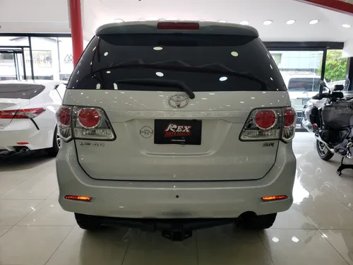 Toyota Fortuner Sr