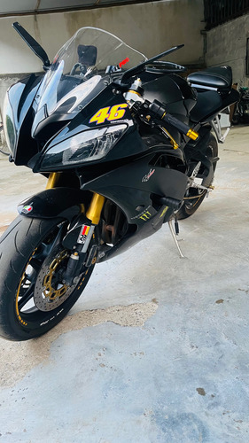 Yamaha R6