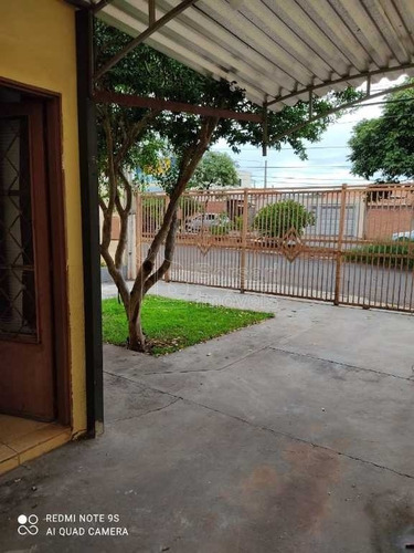 Imagem 2 de 6 de Venda De Casas / Padrão Na Cidade De Araraquara 11066