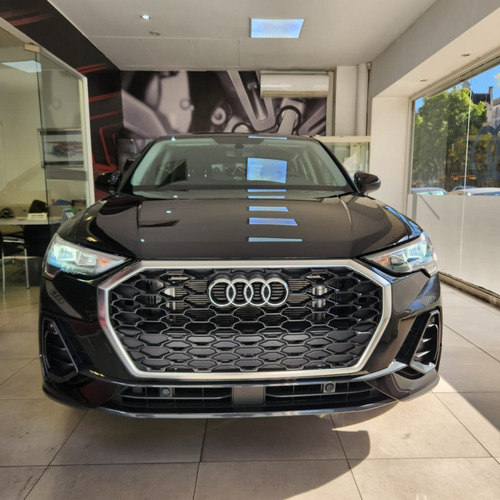Audi Q3 Sportback 1.4 35tfsi Sportback 150 Cv