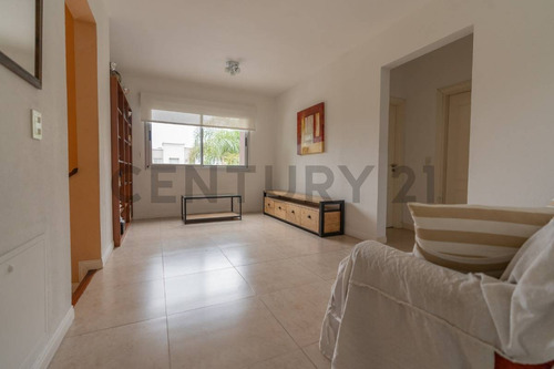 Imagen 30 de 30 de Venta - Casa - Bº La Damasia - San Fernando
