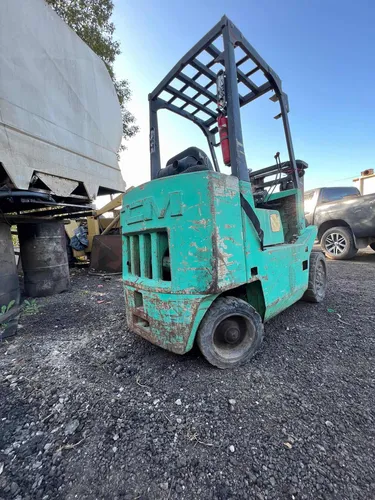 Autoelevador Tcm 2.5tn Diesel Isuzu Torre Containera Envios