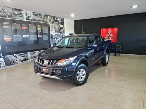 Mitsubishi L200 Triton MITSUBISHI L200 TRITON SPORT GLS 2.4 4X4 DIESEL AUTOMATICO